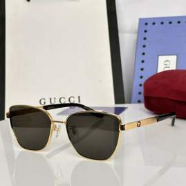Picture of Gucci Sunglasses _SKUfw79339068fw